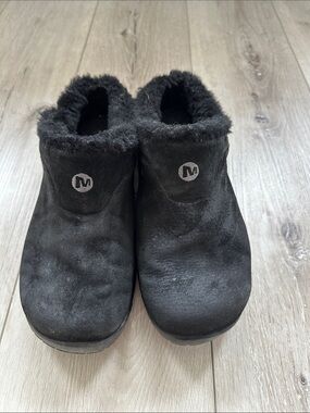 Merrell Black Faux-Suede Slip-On Shearling-Lined Shoes